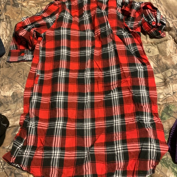 Faded glory button down - Picture 2 of 2